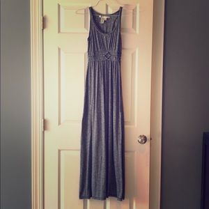 Max Studio size small maxi